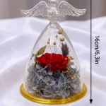 Rozmery anjela s červenou ružou: výška 16 cm, priemer podstavca 11 cm